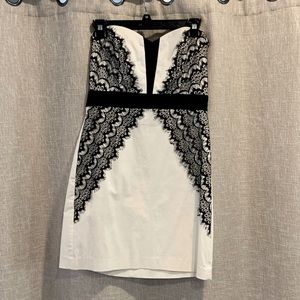 Strapless formal dress